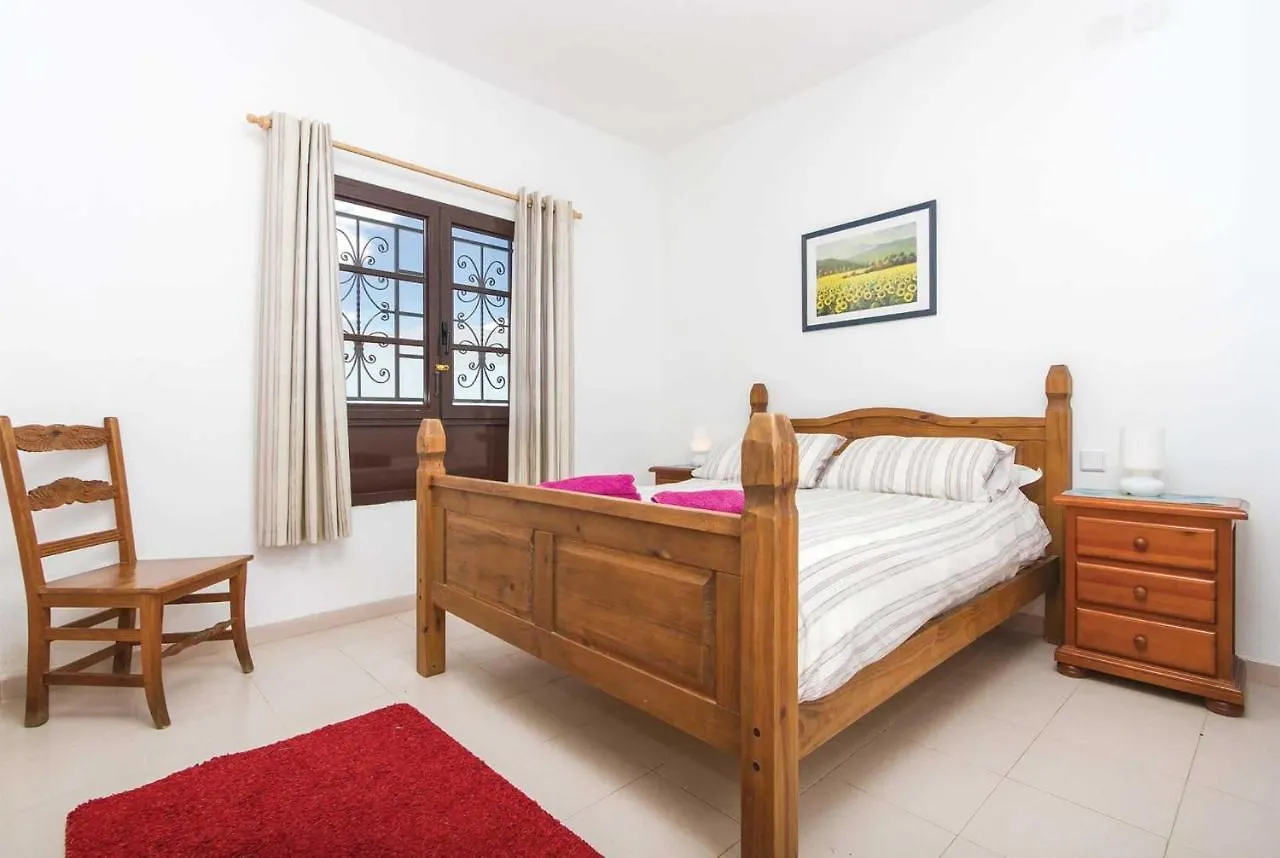 Antonio Villa Costa Teguise